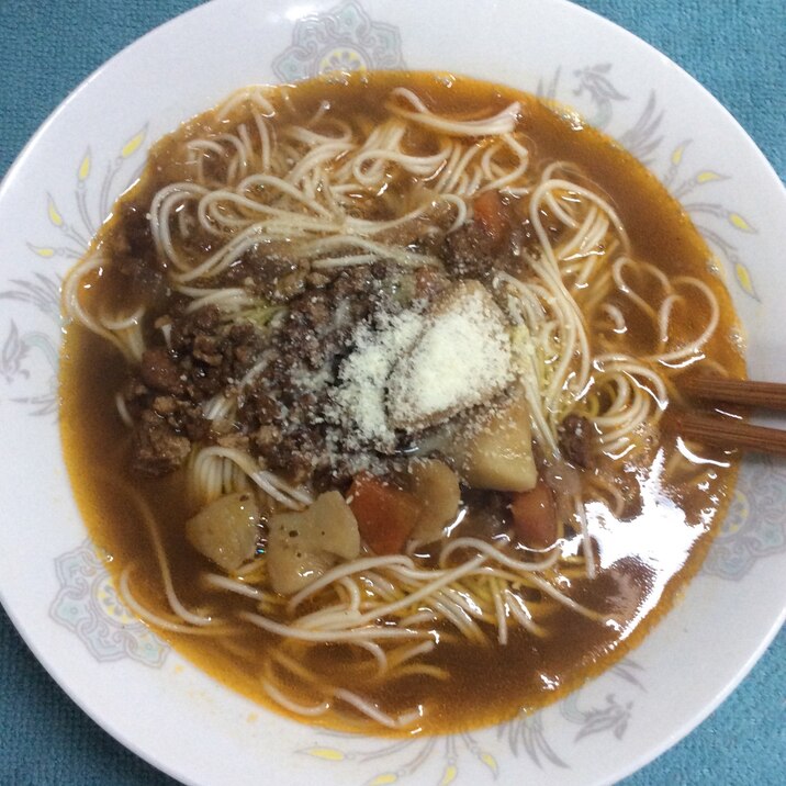 ビーフシチューで♪洋風にゅうめん